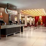 Radisson Hotel And Conference Centre London Heathrow
