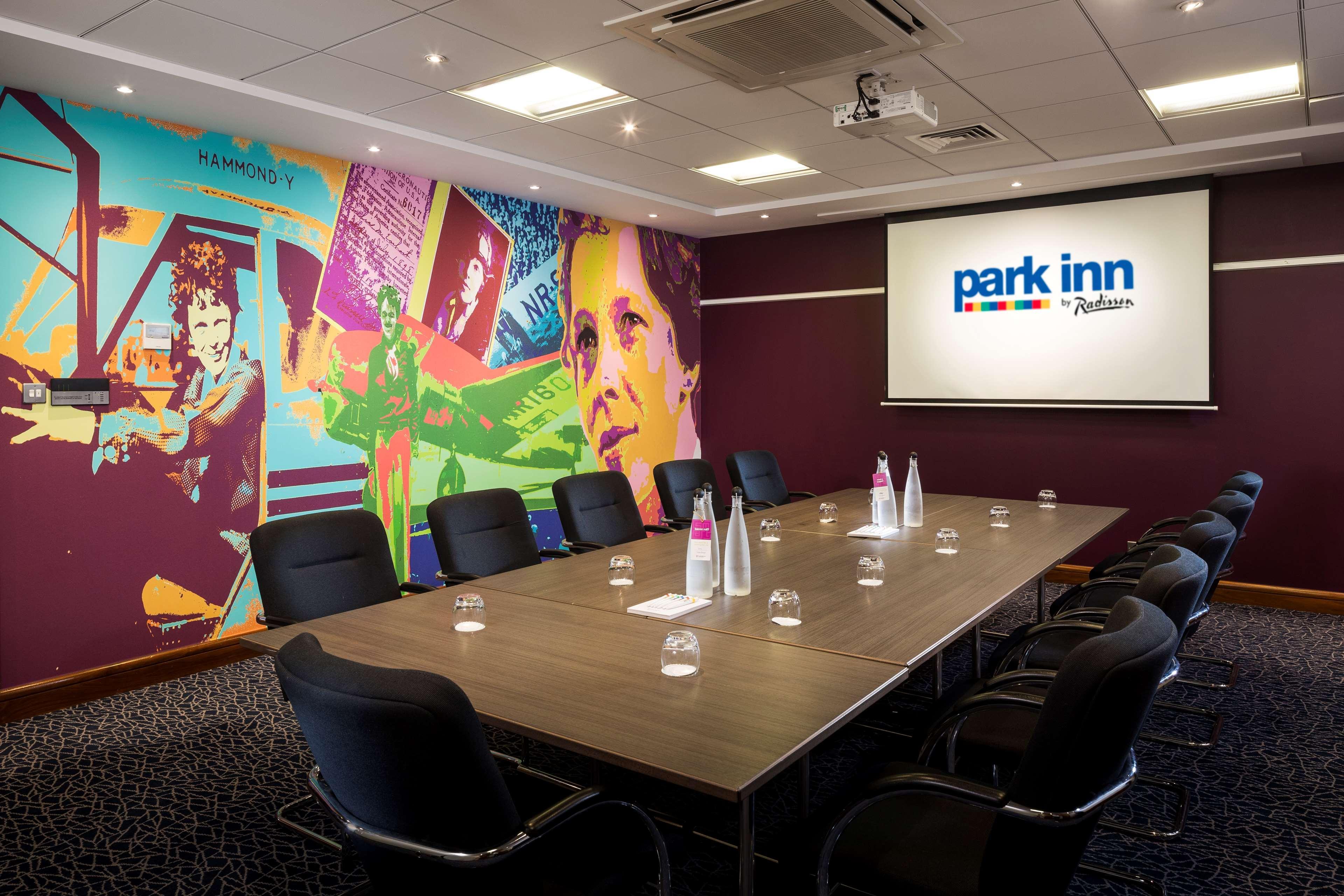 Radisson And Conference Centre London Heathrow Hotel Hillingdon