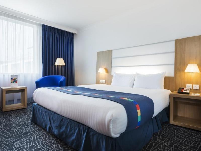 Hotel Radisson And Conference Centre London Heathrow 4*
